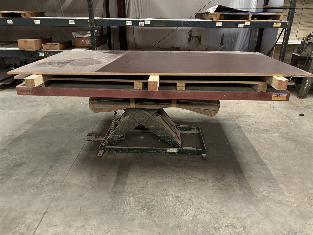 Southworth Lift Table