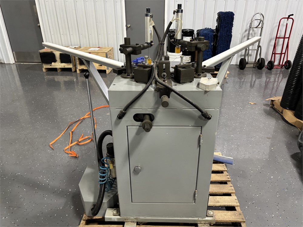JIH "85H" Corner Crimping Machine