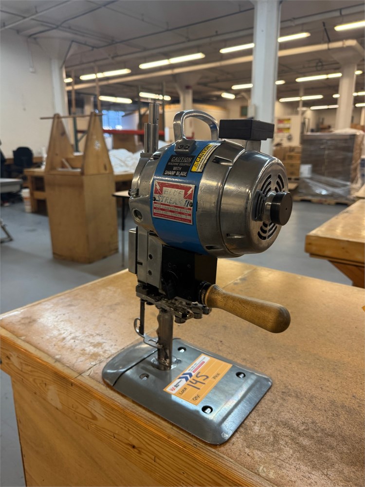 Eastman "Blue Sreak II" Fabric Cutter