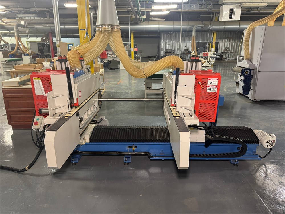 E-Chain "E0T-640" Double Trim Saw (2019)