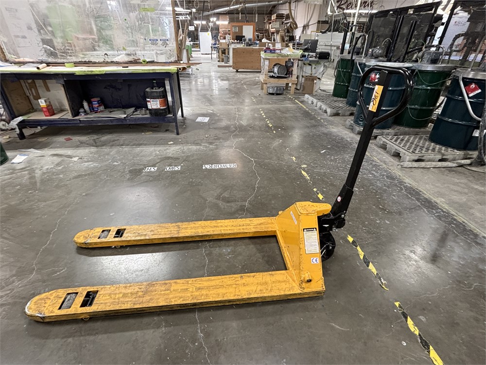 Uline "H-4804" Pallet Jack