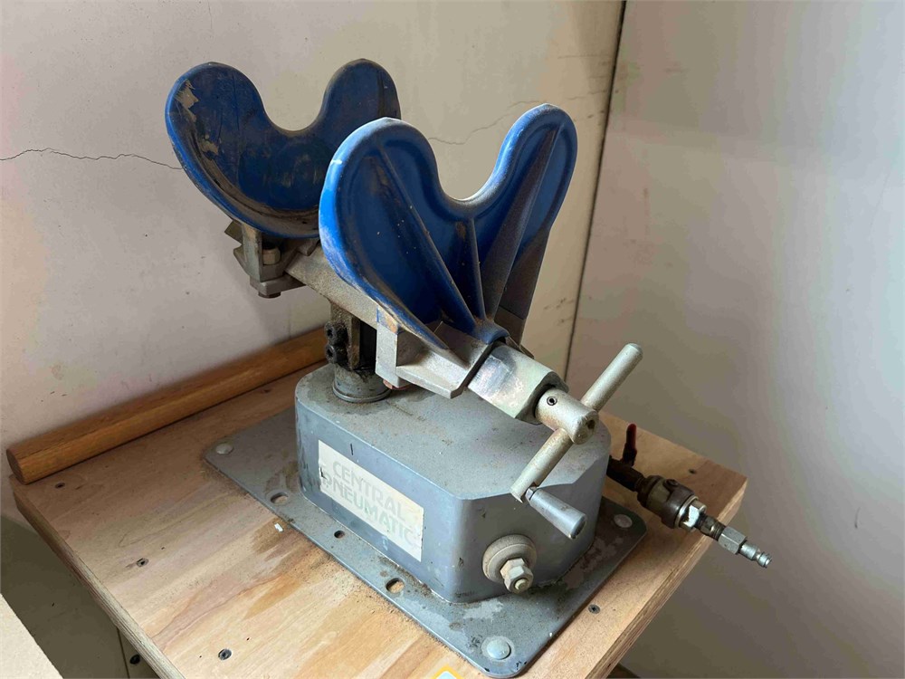 Pneumatic Paint Shaker