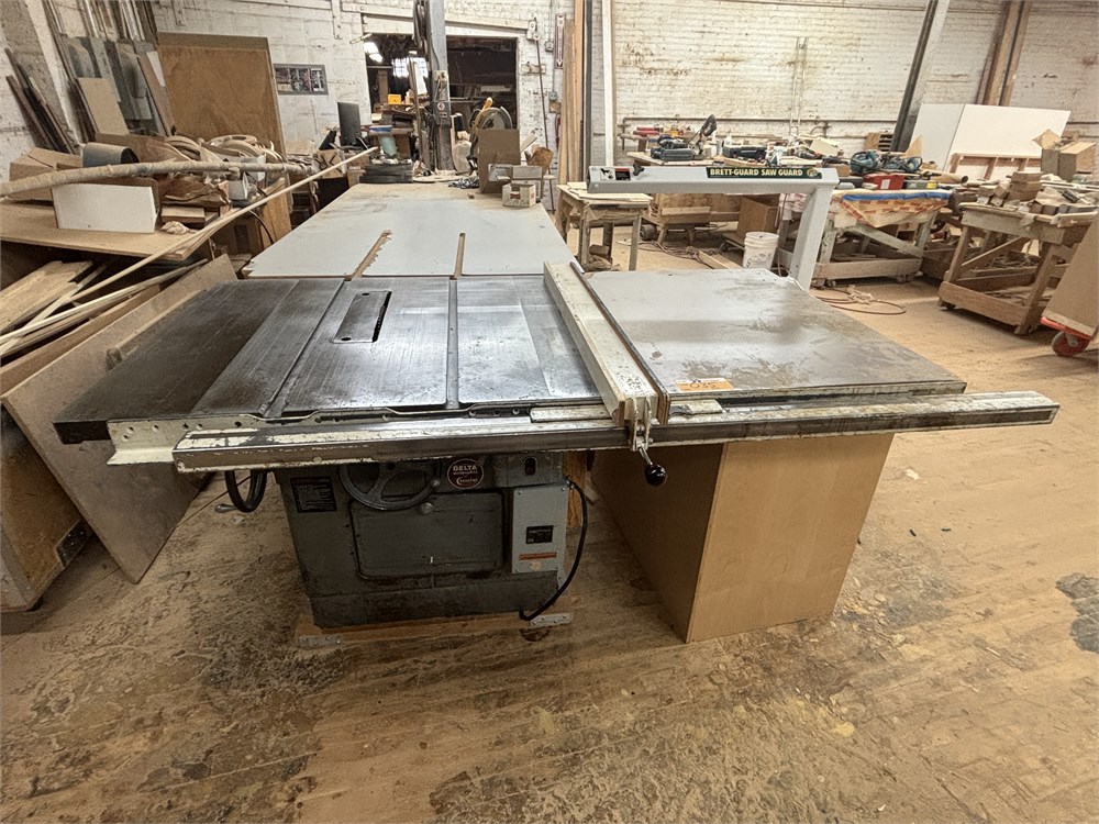 Delta/Milwaukee Table Saw