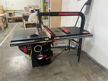 Lot - Sawstop "PCS" Table Saw | Place Your Bid at MachineryMax