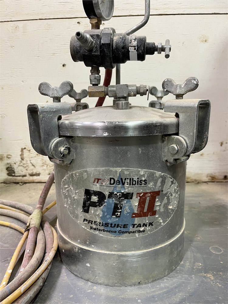 Debliss "PT-2" Pressure Tank