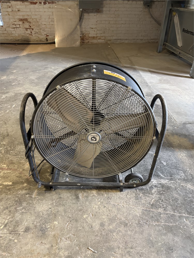 26" Floor Fan