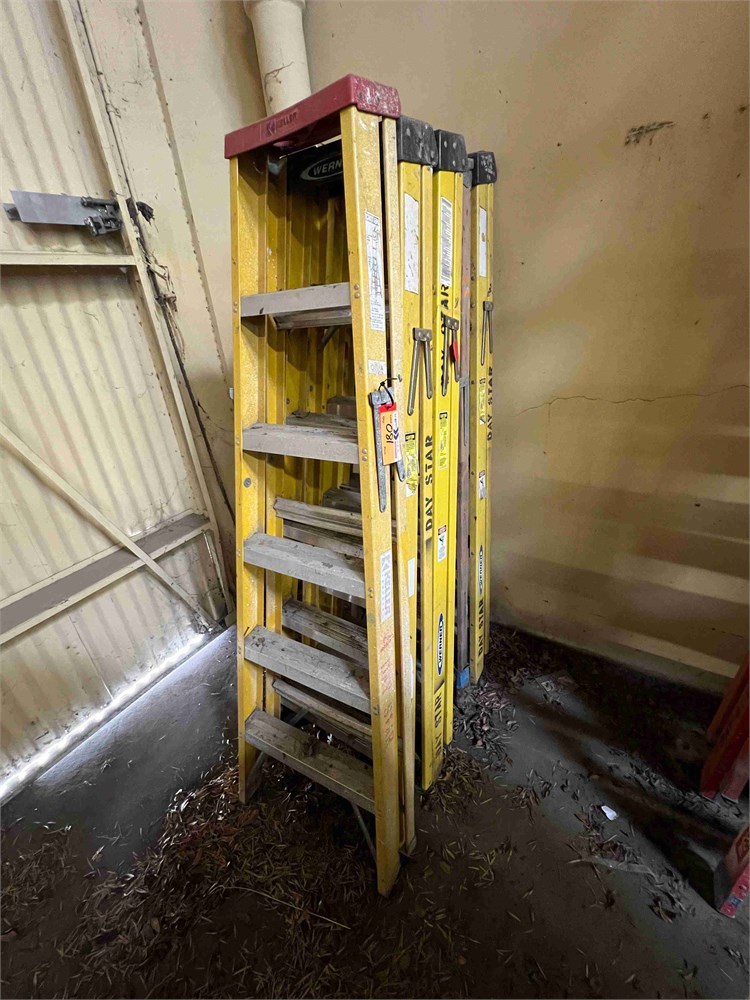 Step Ladders Qty. (5)