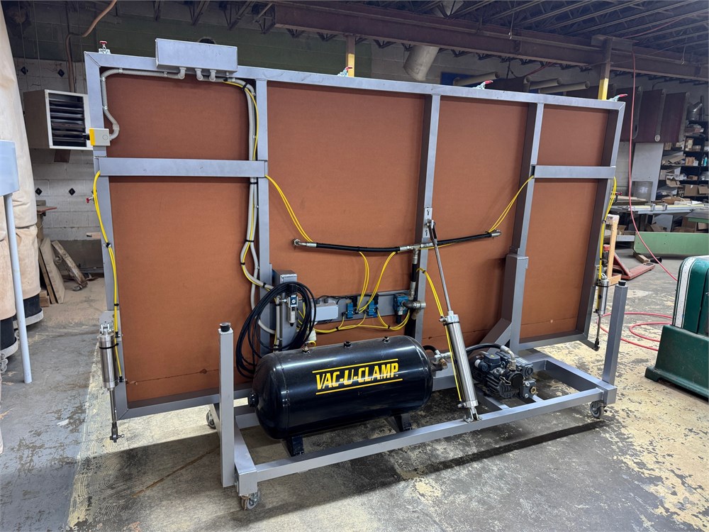 Vac-U-Clamp Vacuum Table - Tilting Design