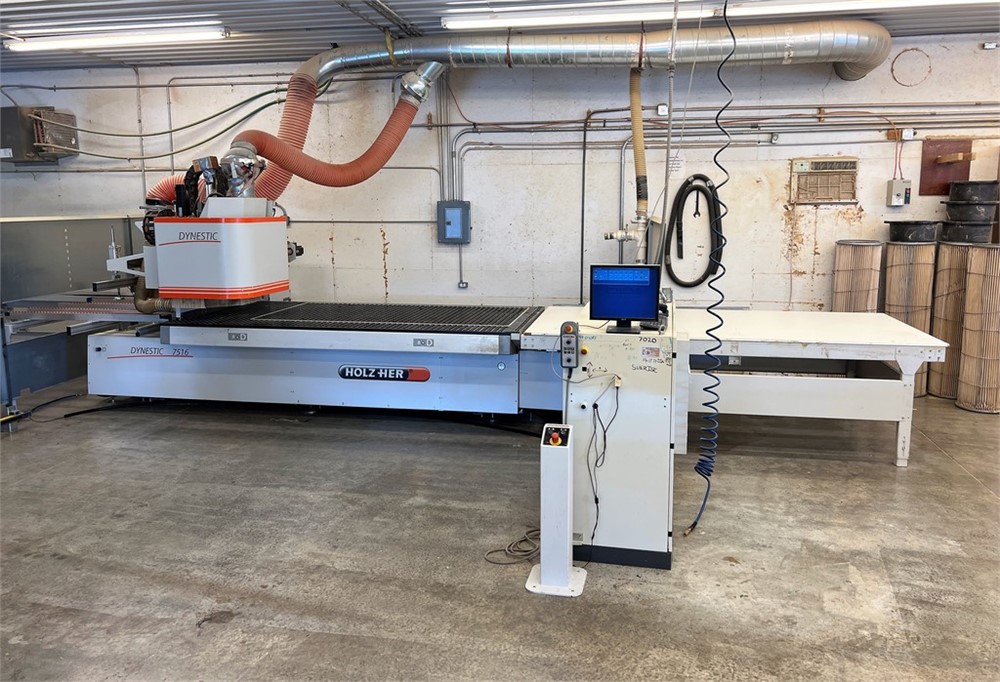 Holz-her "Dynestic 7516" CNC Machining Center - Flat Table - Unload