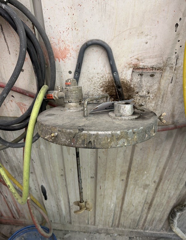 Paint "mixer" Agitator - Durham, ON