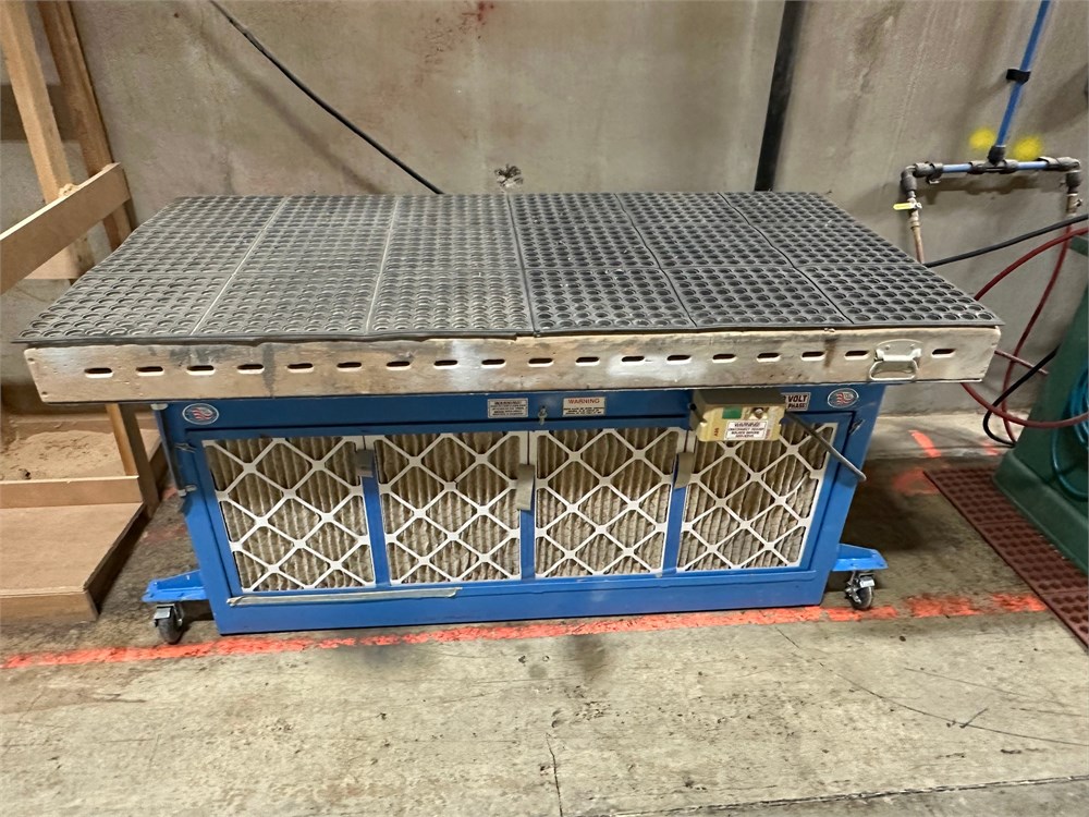 Denray Downdraft Table