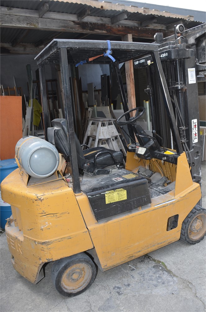 Hyster "S50XL" forklift with sideshift