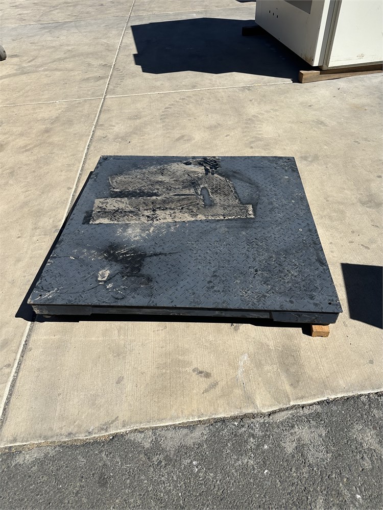 Scale Plate