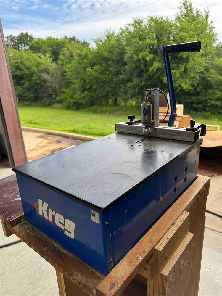 Kreg "Foreman" Pocket Hole Machine