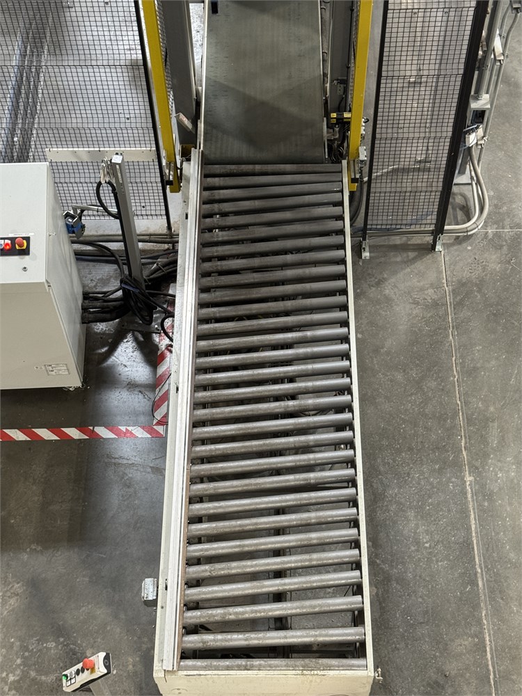 CVM "TR4I/300-75-6.6" Powered Roller Conveyor