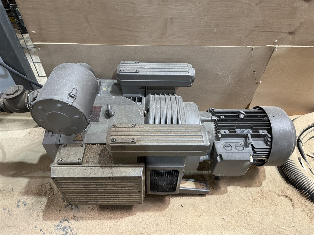 Becker "VTLF-250" Vacuum Pump