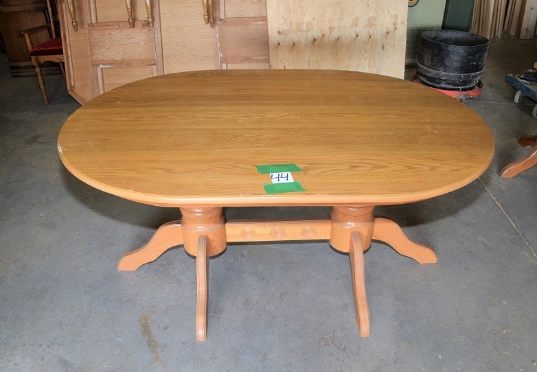 SOLID WOOD TABLE