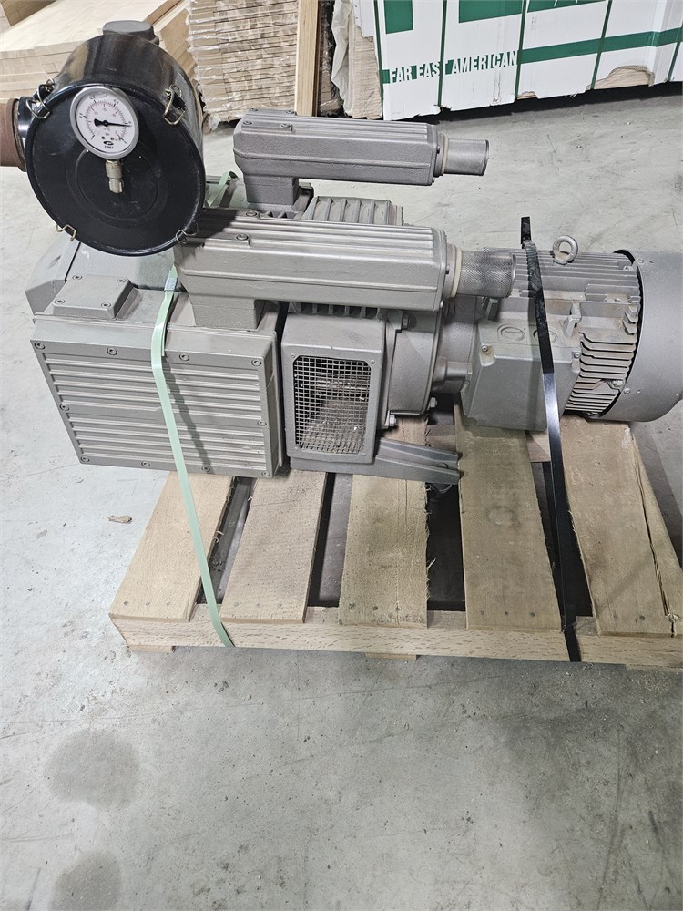 Becker "VTLF 250 SK" Vacuum Pump