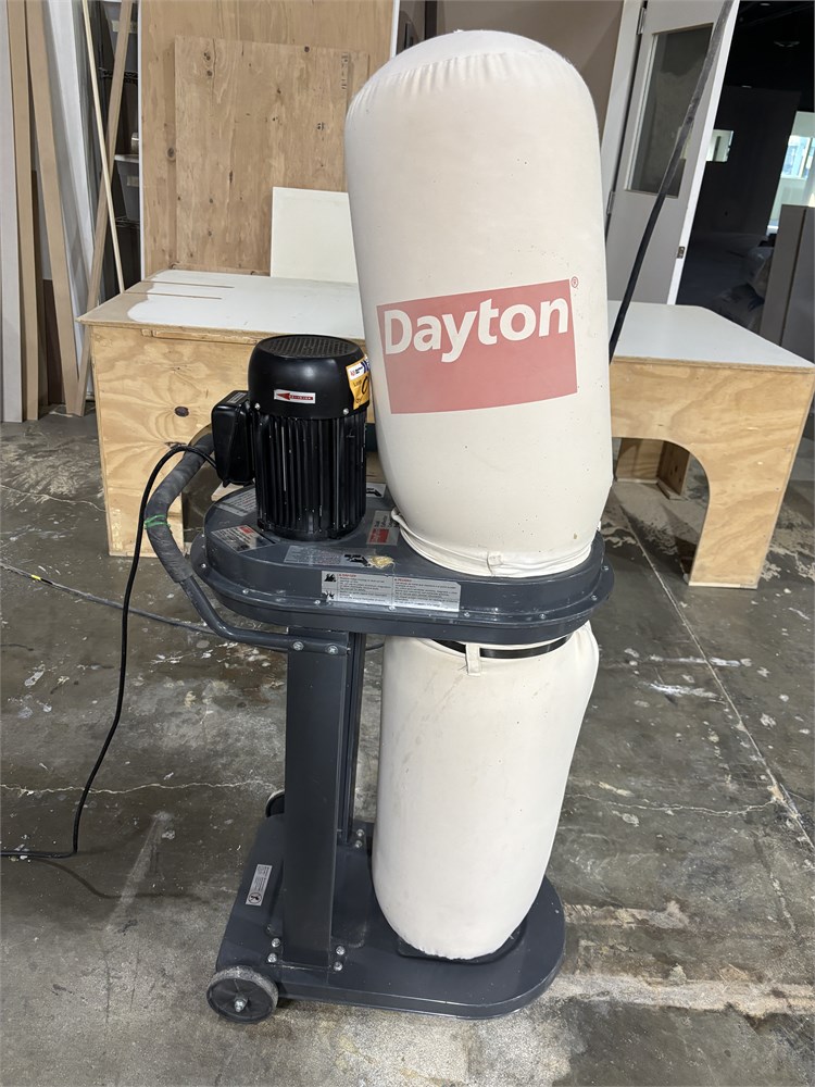 Dayton "1RWB3A" Dust Collector