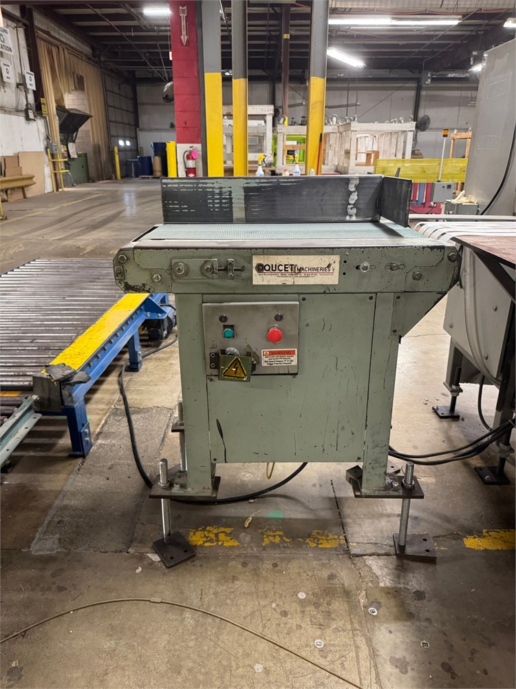 Doucet "ESB-12-D" Infeed Conveyor