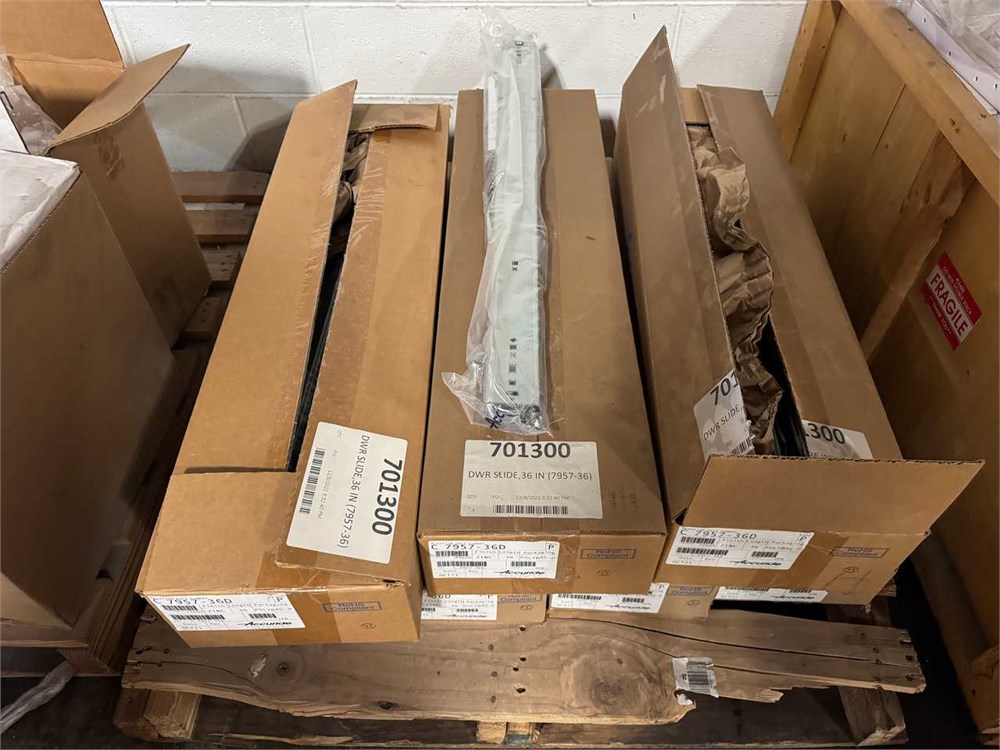 Lot of Drawer Slides