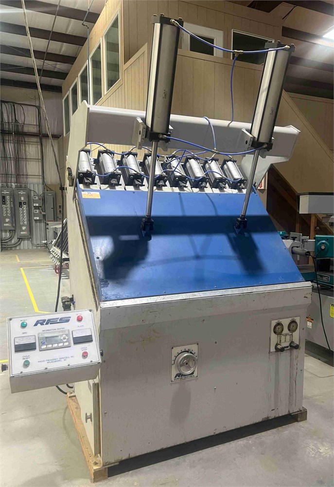 RFS "SL3660" Slant Edge Gluer