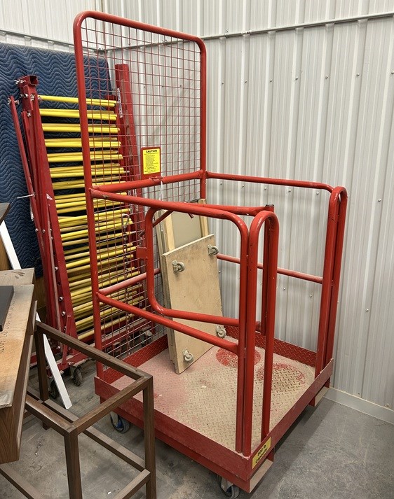 Forklift "Safety" Gate / Platform - Durham, ON