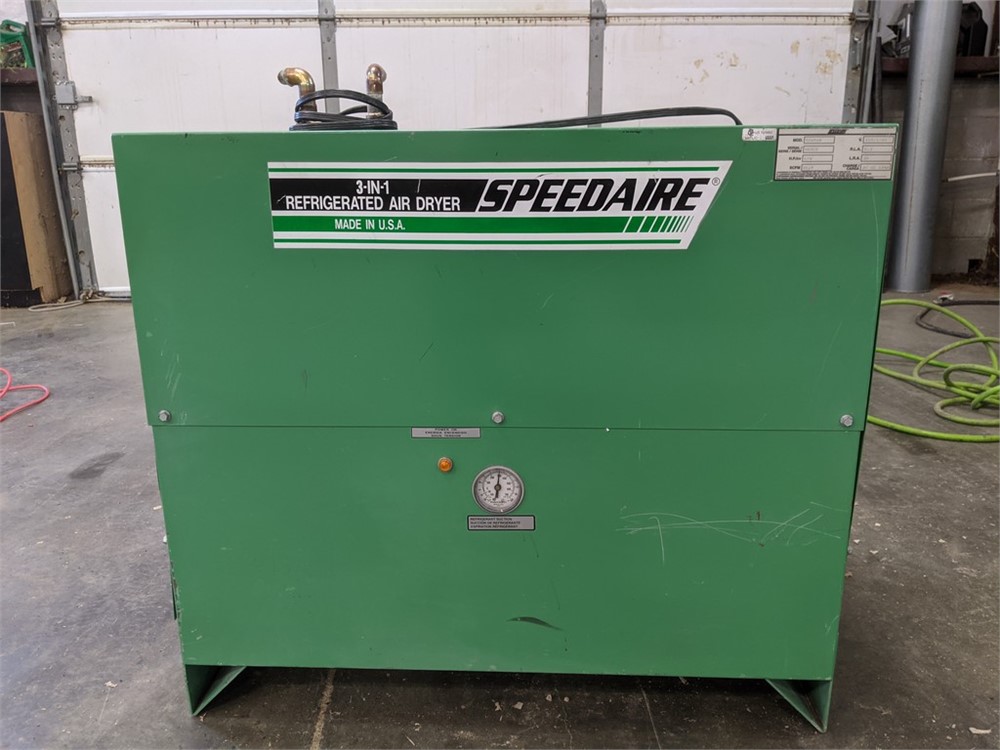 Speedaire "5Z656B" Refrigerated Air Dryer