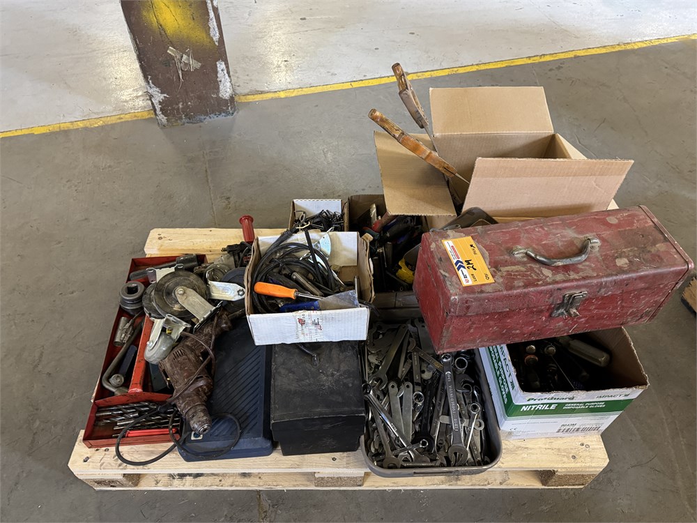 Pallet of Hand Tools