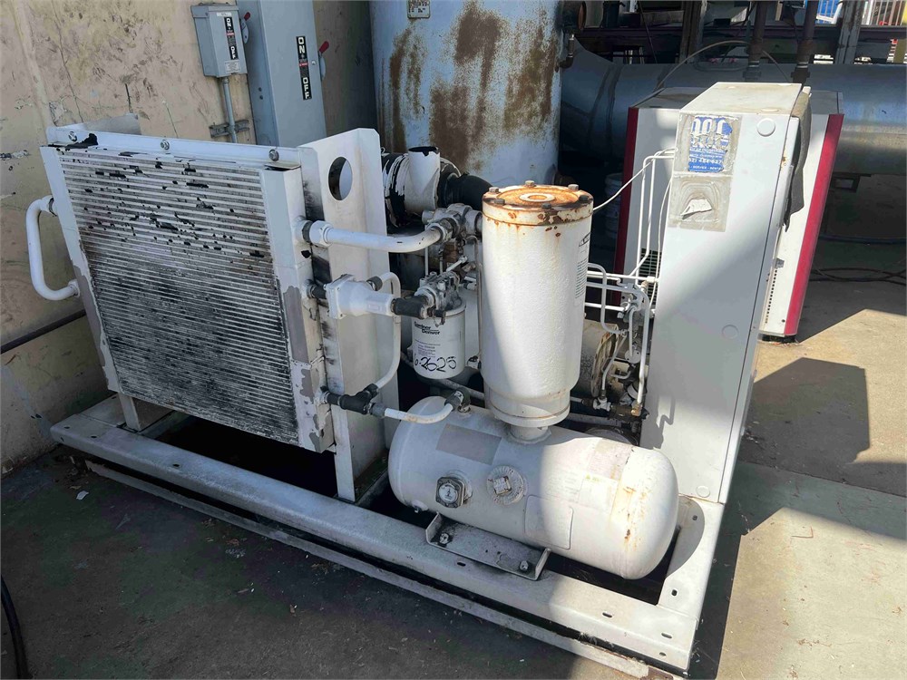 Gardner Denver "EBH99G" Air Compressor