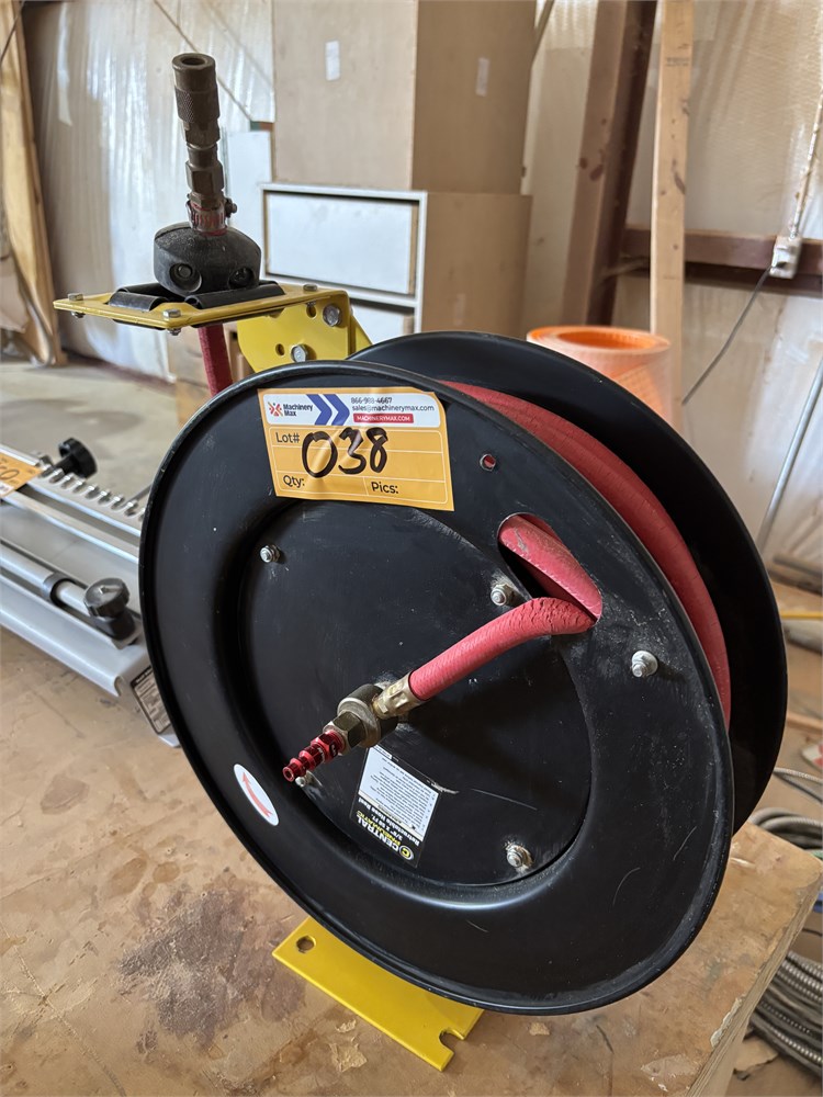 Central Pneumatic Retractable Hose Reel