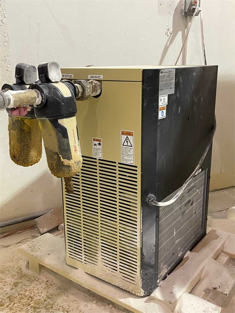Ingersoll Rand "D212ECA100" Air Dryer