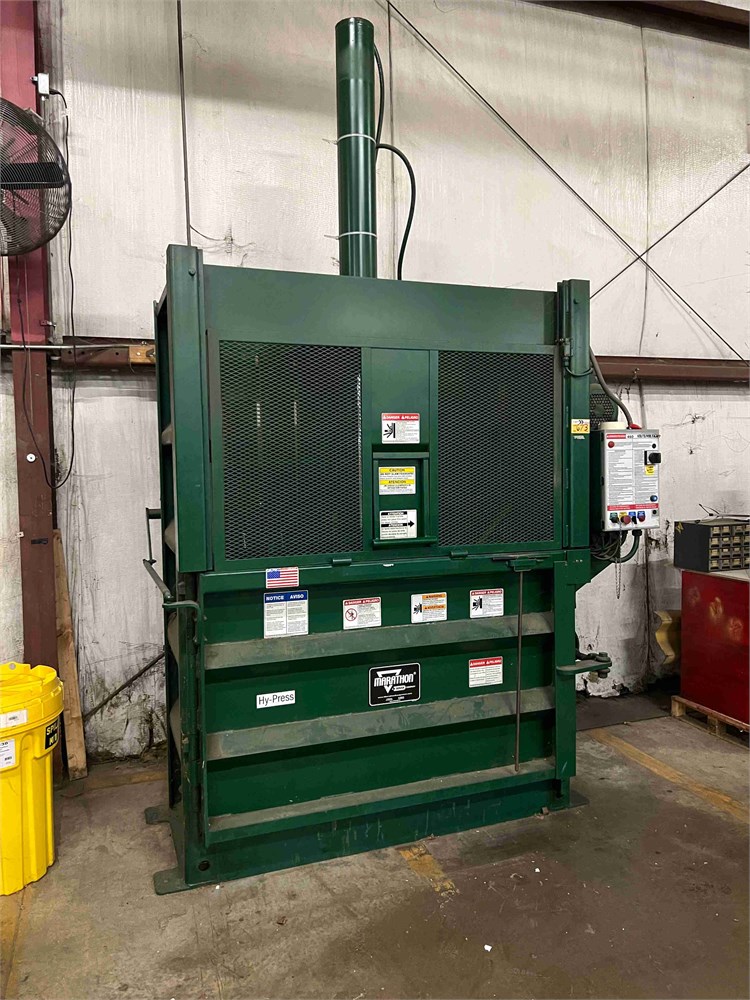 Marathon "V603CHD" Vertical Baler