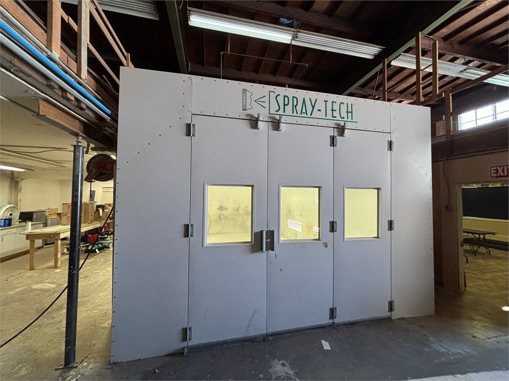 Spray-Tech Spray Booth