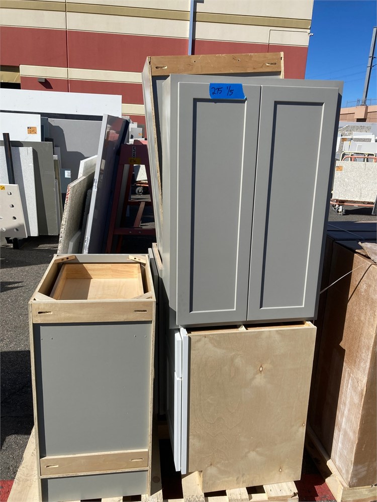 Lot of Cabinets - Various sizes - as pictured