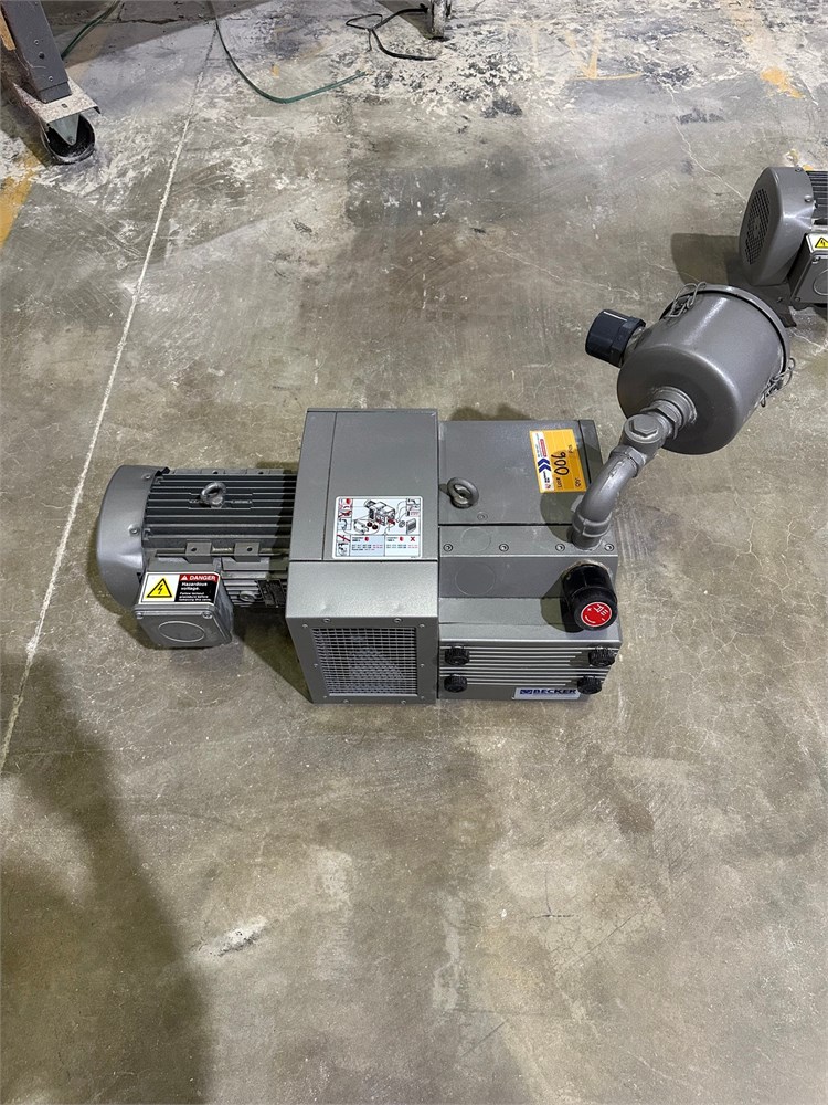 Becker "Picchio 2200" Vacuum pump
