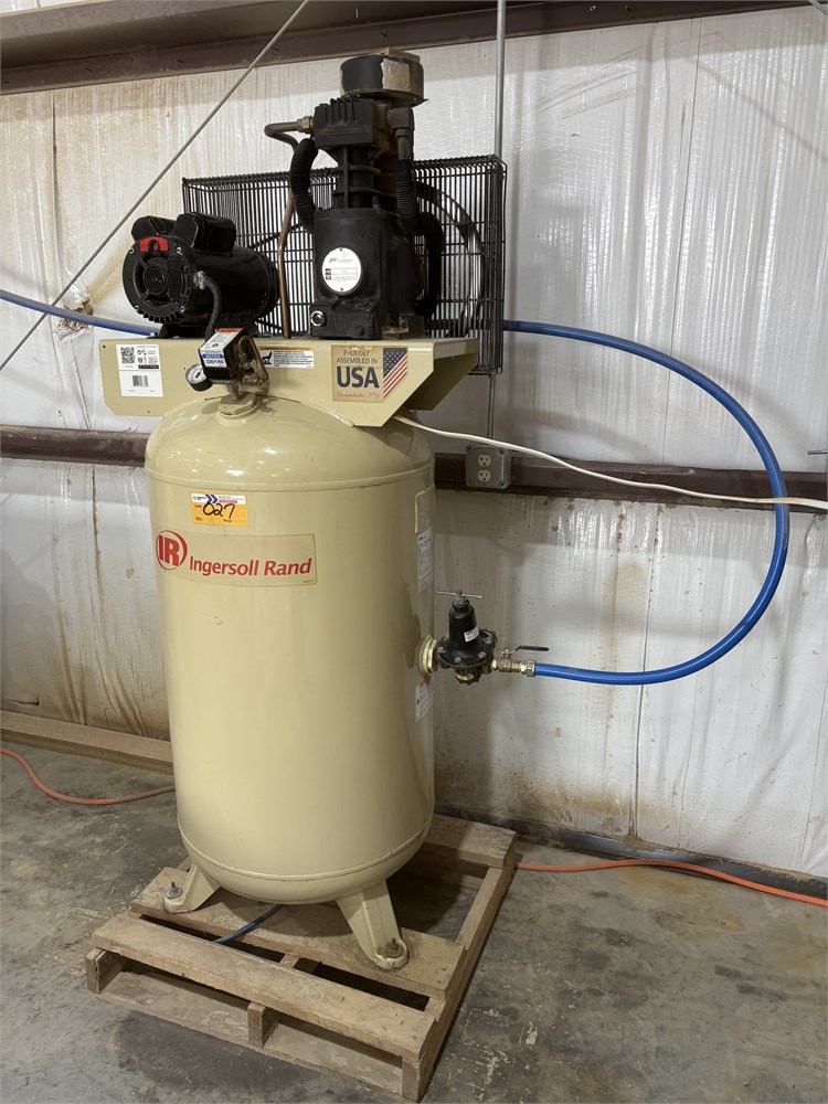 Ingersoll Rand " TS4N5 " Air Compressor