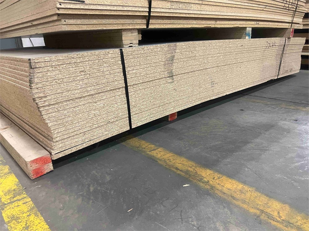 5/8" x 5' x 9' Laminated Particle Board