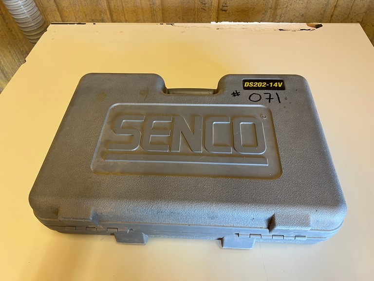 Senco Duraspin DS202 14V Screwdriver Kit