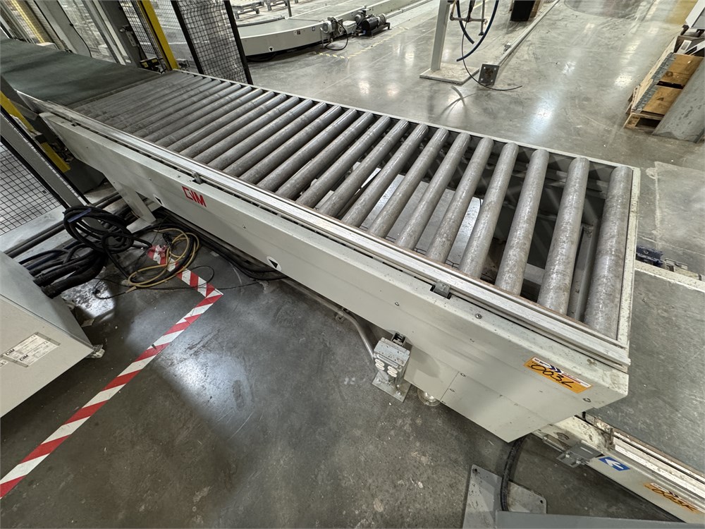CVM "TR4I/300-75-6.6" Powered Roller Conveyor