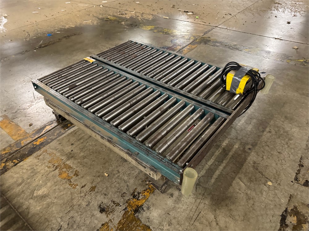 Lift Table with Conveyor