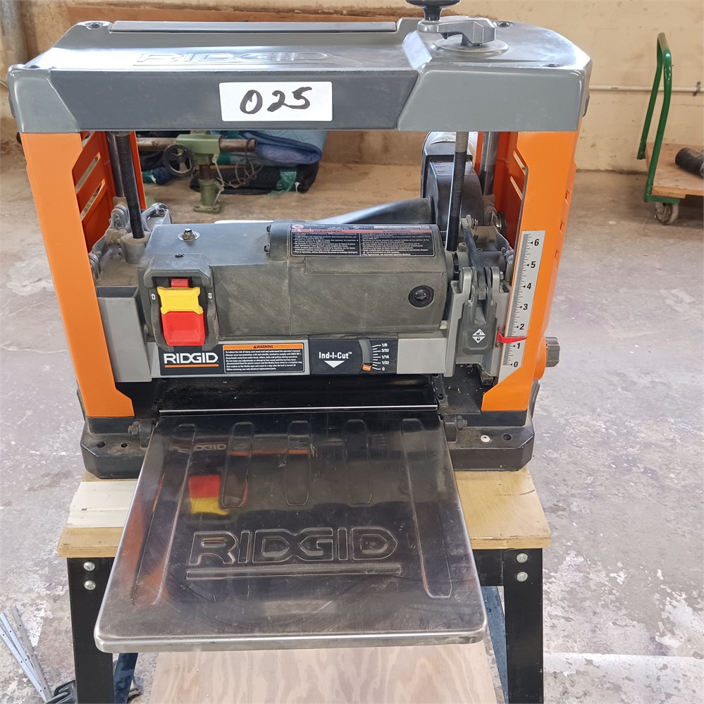 Ridgid "IND-1-Cut" Planer 12" with Stand