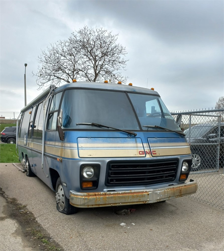 GMC "Motorhome" Camper (1977/78)- North York, ON