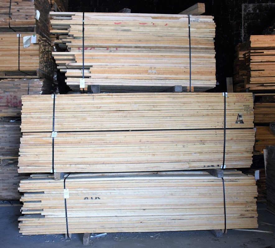 LOT# 1111  HARD MAPLE 6/4" & BIRCH  *  3 LIFTS (SEE PHOTOS FOR DIMENSIONS)