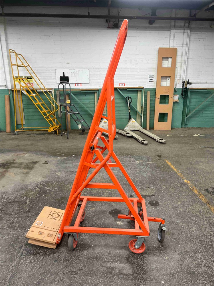 Adapa Tilting Panel Cart