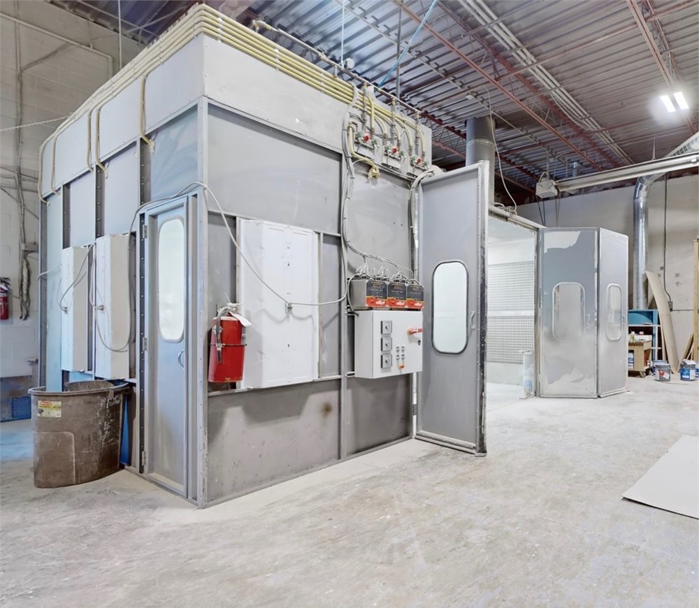 Sunspot "Enclosed" Spray Booth - Concord, ON