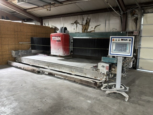 Park Industries "Titan 1600 SS" with "Titan Fab Center" Combo