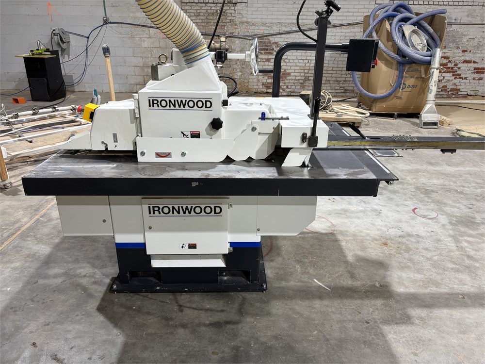 Ironwood "SLR 330" Straight Line Rip Saw