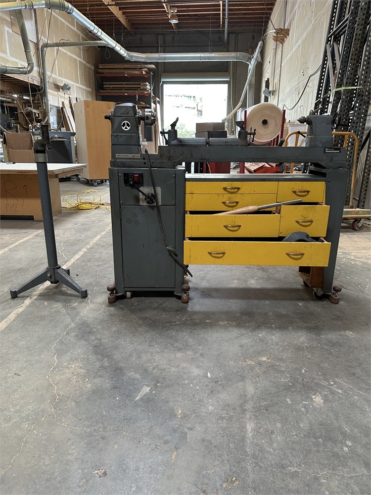 Rockwell/Delta "46-525" 12" Wood Lathe