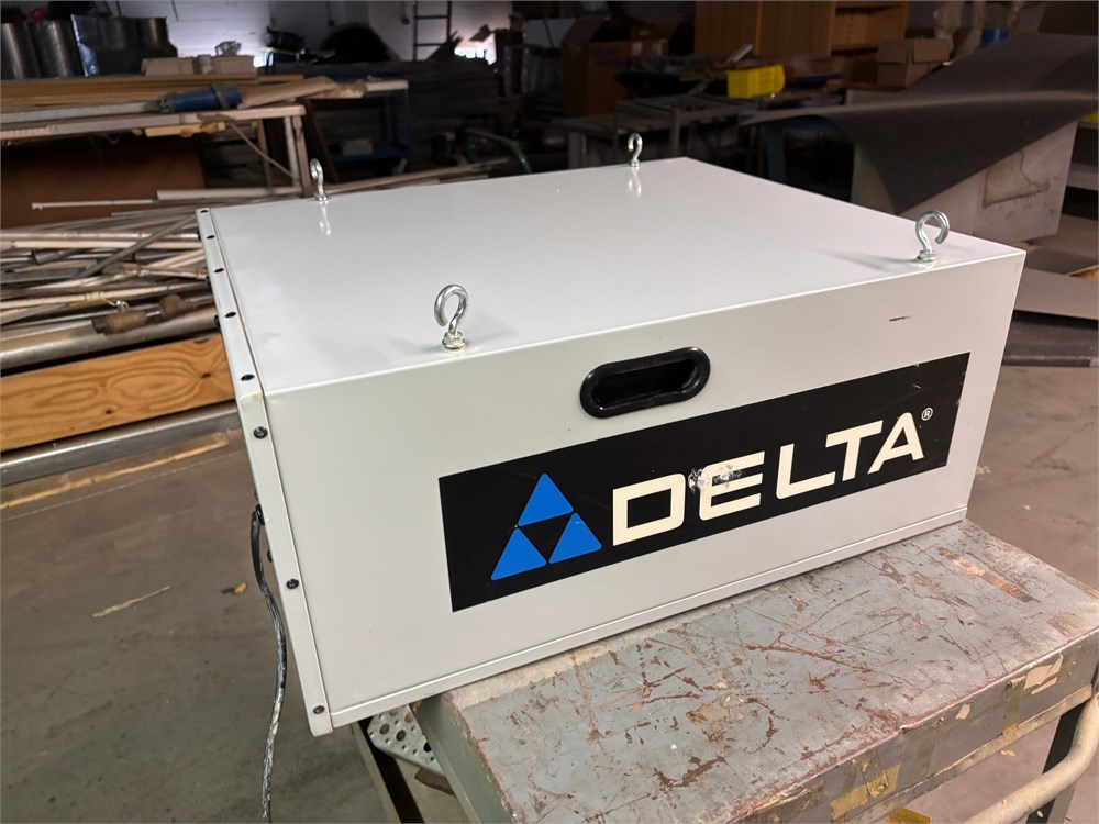 Delta "AP200" Ambient Air Cleaner
